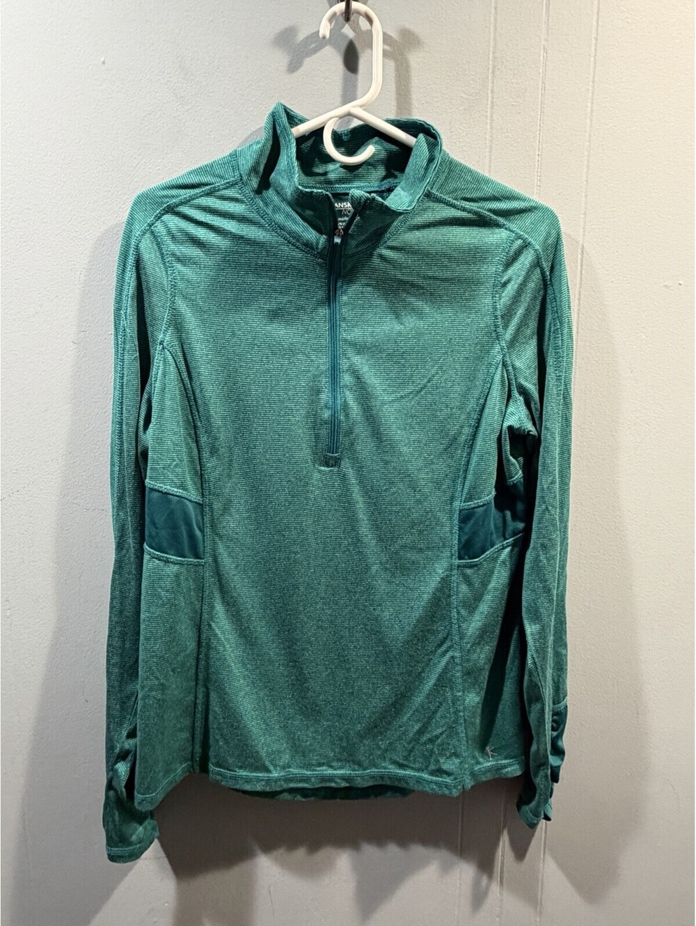 Womens Danskin Now Sport Top Size Large (12-14) Green Long Sleeves Athletic Gym